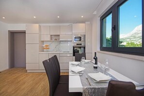 Dining - Apartman Makarana (2+2) (Makarska)