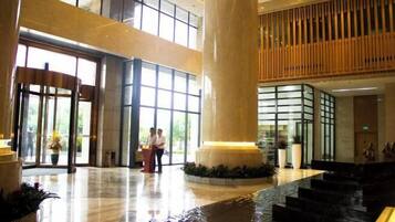 المنشأة من الداخل