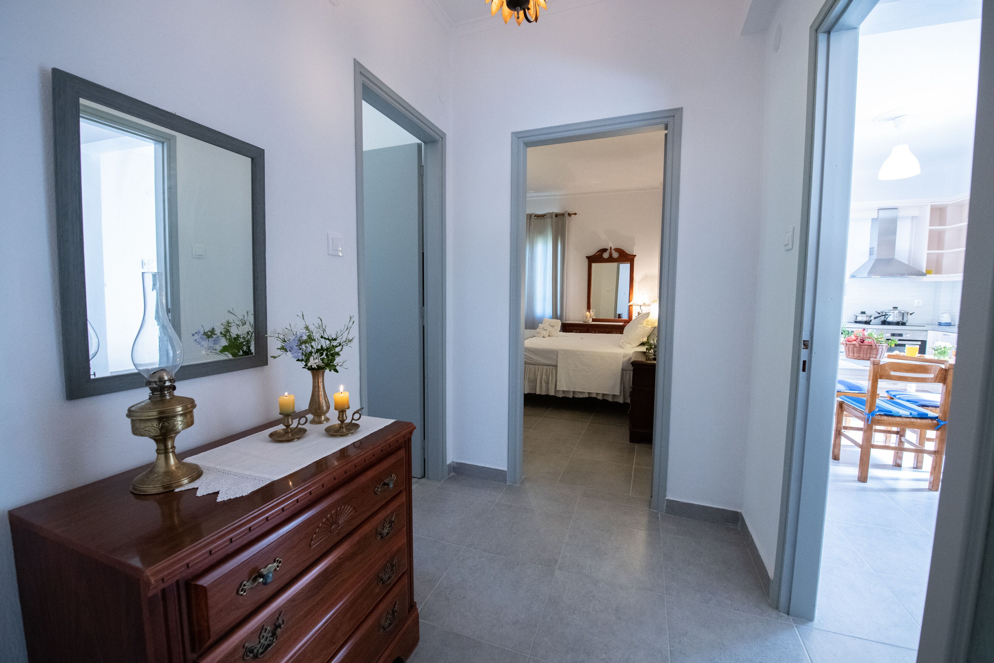 2 makuuhuonetta, silitysrauta/-lauta, ilmainen Wi-Fi, vuodevaatteet