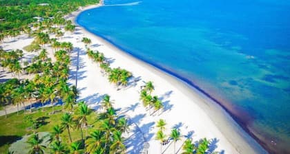 2 Bedroom, Perfect Wellington Private Retreat Near Palm Beach