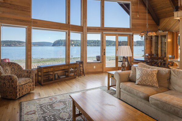 TV connectée, cheminée