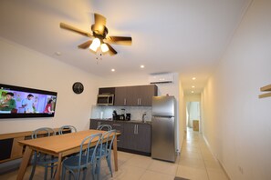 Fridge, microwave, oven, coffee/tea maker