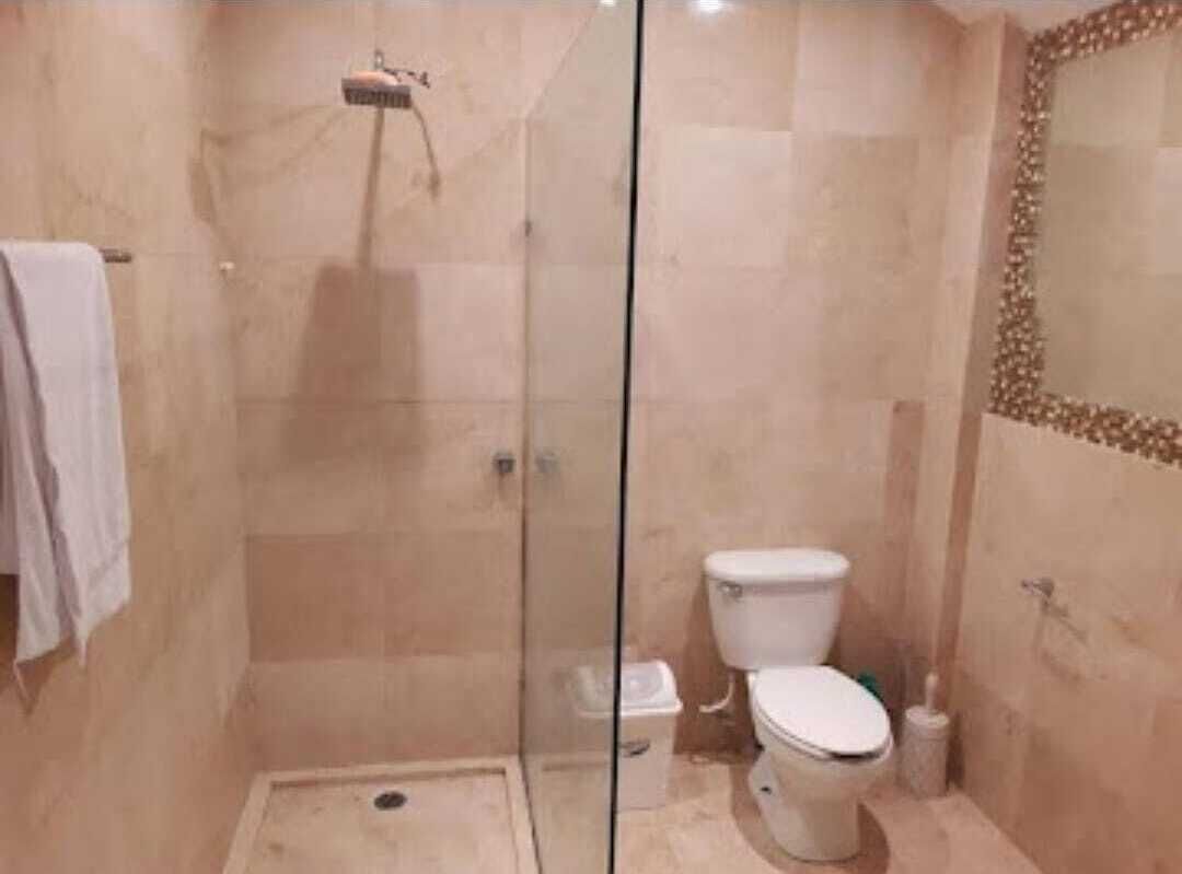 standard room | bathroom