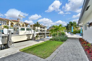 Marina - 826 Hot Tub & Heated Pool (Boca Raton)