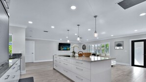 Interior - 826 Hot Tub & Heated Pool (Boca Raton)