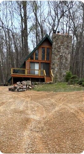 A-Frame-Away cozy secluded cabin minutes from 7Springs