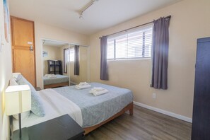 2 slaapkamers, een strijkplank/strijkijzer, wifi