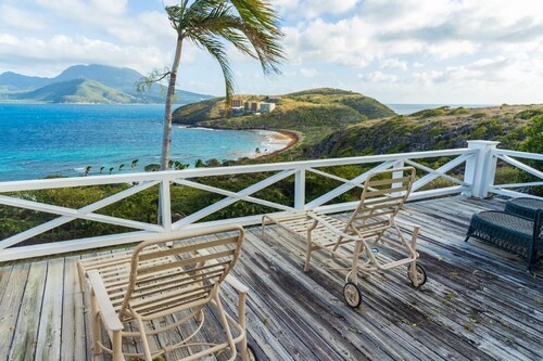 Turtle beach White House(3)luxury romantic cottage