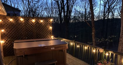 Mountain Retreat- Masthope-Ski/Lake Community!
