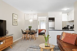 Älytelevisio, kirjoja