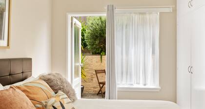 Modern Luxurious Living With Your Own Parking Spot