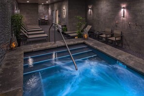 Indoor pool, outdoor pool