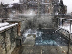 Innenpool, Außenpool