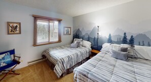3 bedrooms, iron/ironing board, WiFi, bed sheets - Purgatory Condo with Easy Trail Access & Views! (Durango)