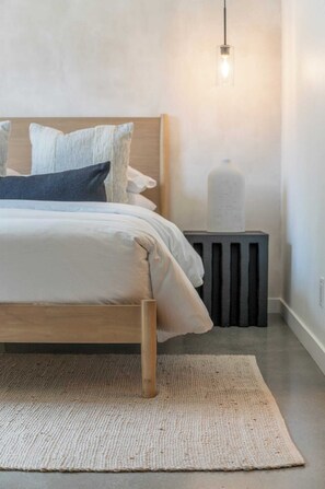 5 bedrooms, desk, iron/ironing board, travel cot - Aure at Hara Homes Luxury Stay (Leavenworth)