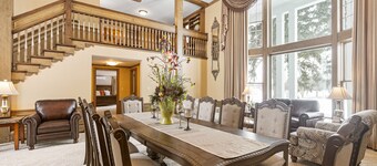 The ResidenZ at Bavarian Inn - Historic Estate located in downtown Frankenmuth 