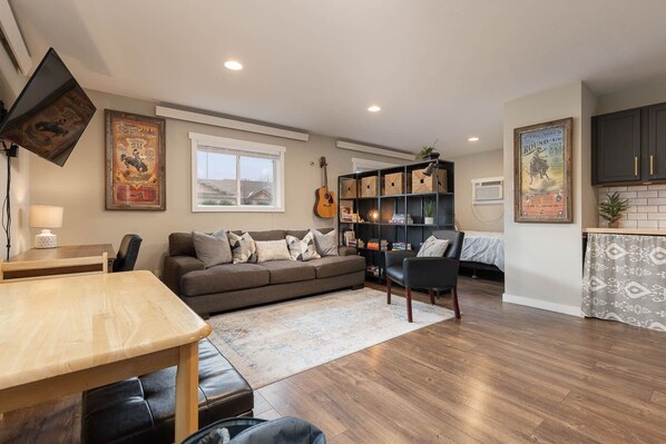 スーペリア ハウス | WiFi (無料)、ベッドシーツ