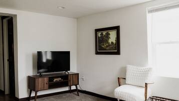 Apartment | 2 bedrooms, free WiFi