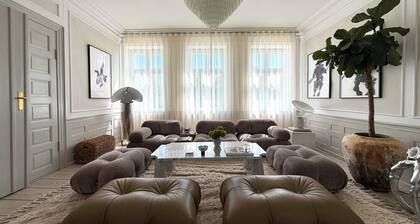 NEW Luxury 'Kings Garden' 240m2 Prime Located Flat