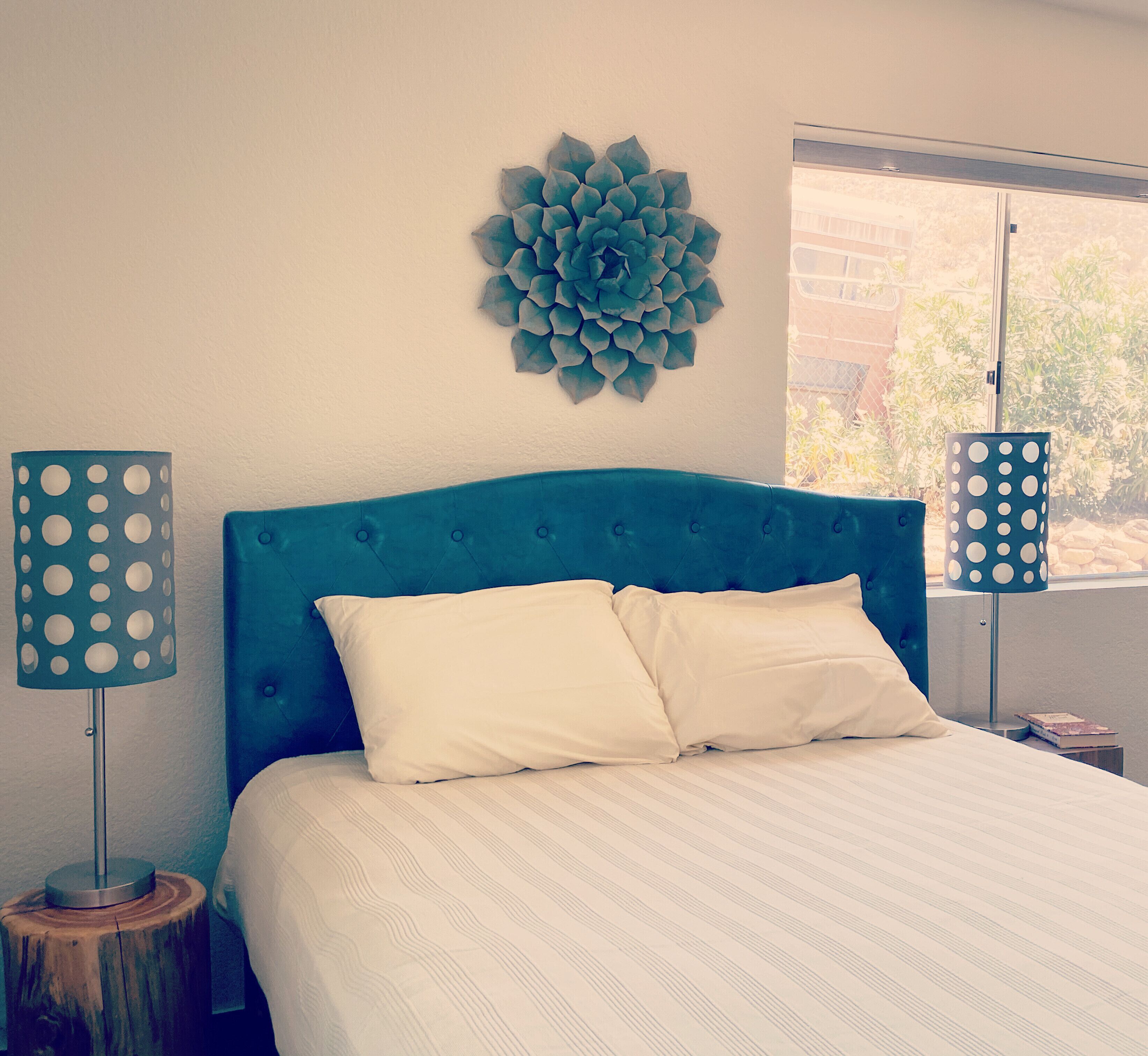 3 bedrooms, travel crib, free WiFi, bed sheets