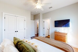 3 Schlafzimmer, Bügeleisen/Bügelbrett, Reisekinderbett, WLAN