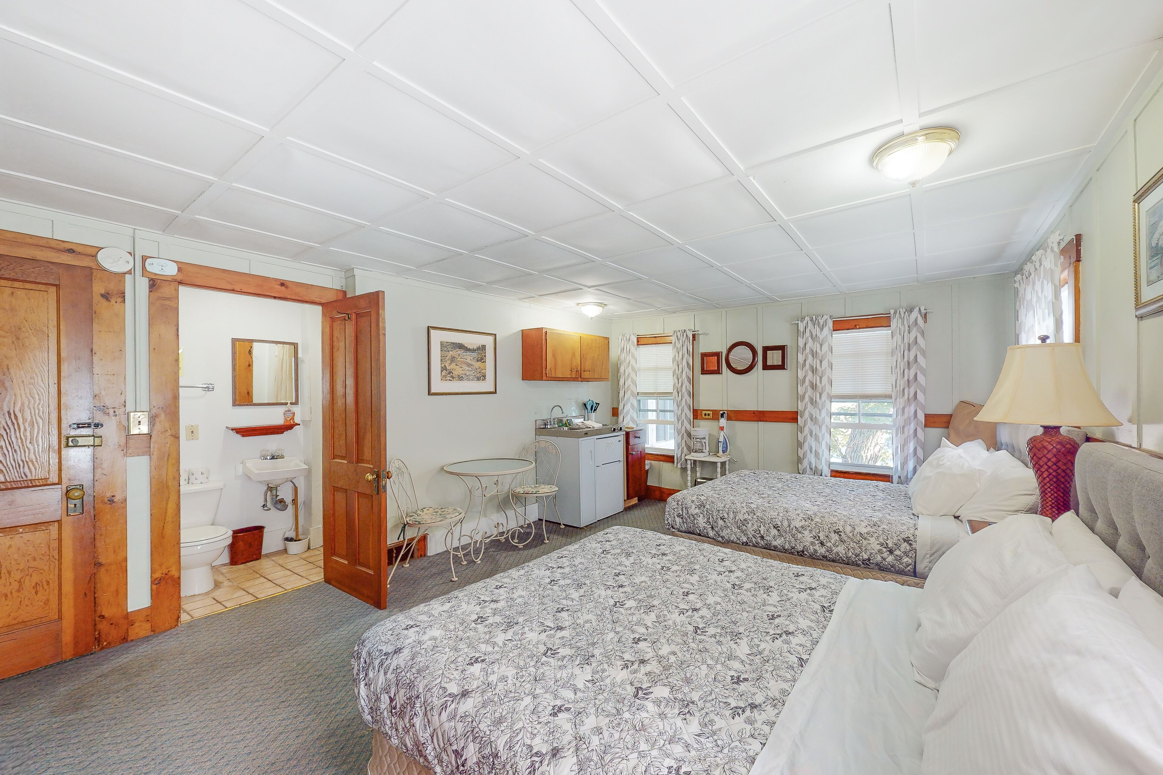 Hotel-style room at Sebago Lake Lodge w/ kitchenette, WiFi, & lake access