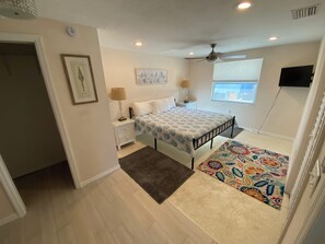 4 عدّة غرف نوم ومكتب ومكوا ة/لوح كي وواي فاي مجانًا