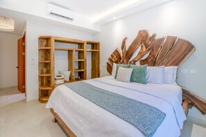 2 bedrooms, internet, bed sheets, wheelchair access