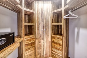 Imagen sin descripción, 5 de 33, botón