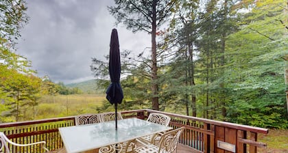 Mountain-view home with deck - minutes to Okemo Mountain & Skyeship Gondola