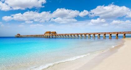 5*Star Coral Falls, 2BR Condo, Naples FL USA, 15min drive to many beaches, shops