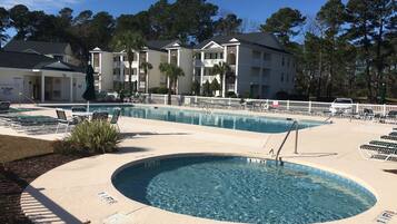 Alberca al aire libre