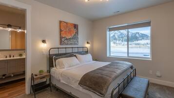 4 bedrooms, free WiFi, bed sheets