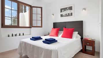 2 dormitorios, tabla de planchar con plancha, wifi gratis y ropa de cama