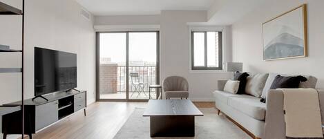 Fernseher, Stereoanlage