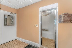 Interior - Palace 1003 (Myrtle Beach)