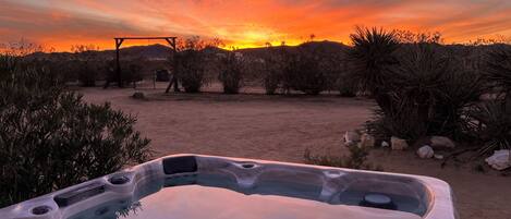 Bain à remous extérieur