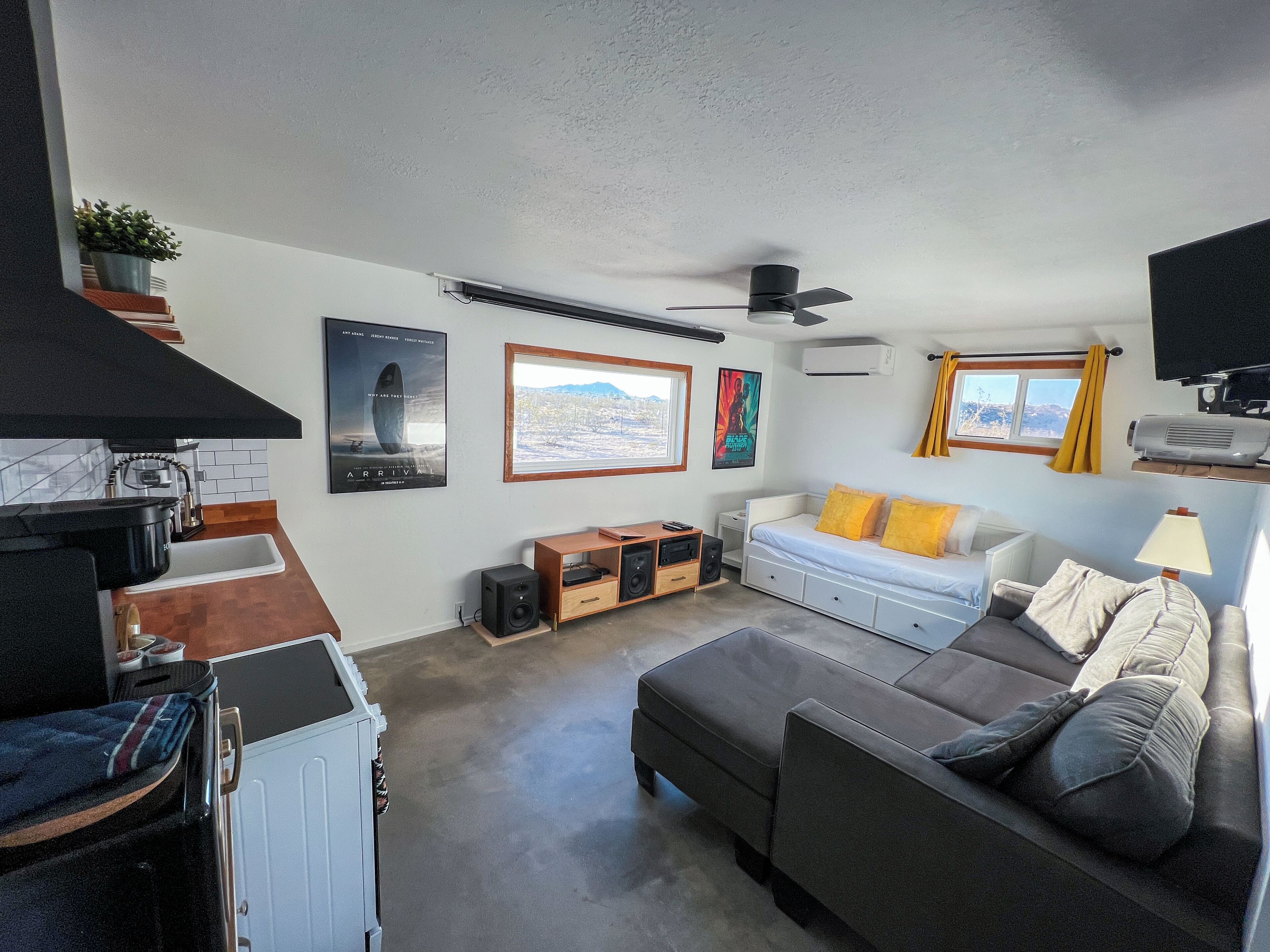 3 bedrooms, desk, free WiFi, bed sheets