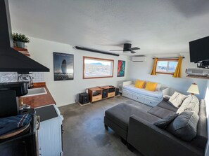 3 chambres, bureau, Wi-Fi gratuit, draps fournis