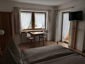 1 Schlafzimmer, Internetzugang