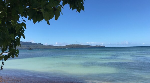 Beach nearby, white sand, sun loungers, beach massages - Go Las Galeras Inn (Las Galeras)