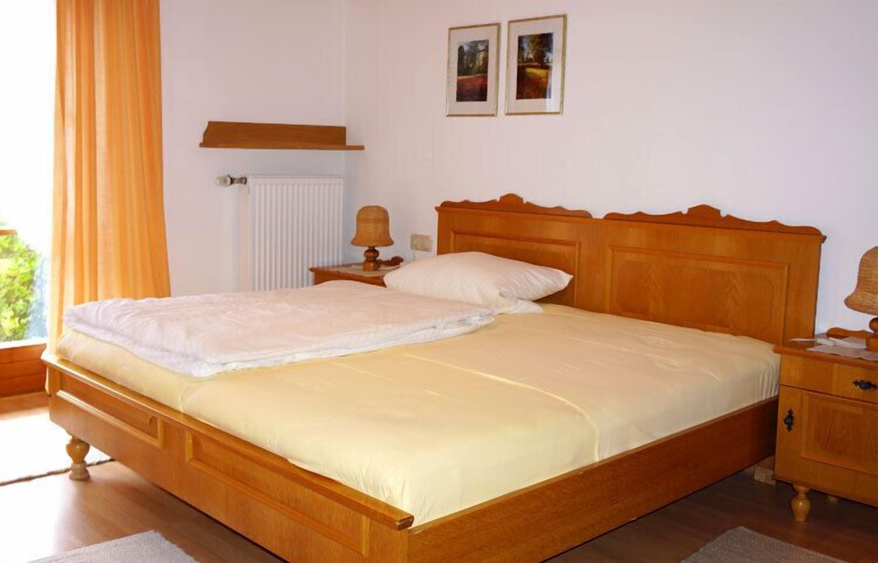 2 soverom, internettilgang og sengetøy