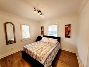 4 chambres, bureau, Wi-Fi gratuit, draps fournis