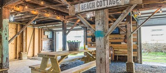 Walk to Beach & UTMB |Dogs Ok |Game Room