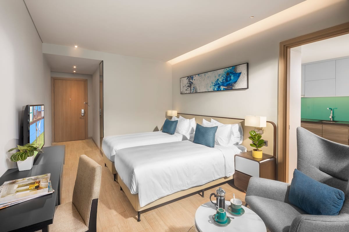 2 bedrooms, in-room safe, individually decorated, desk