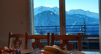 New Spacious Appart. Incredible view of Mt Blanc