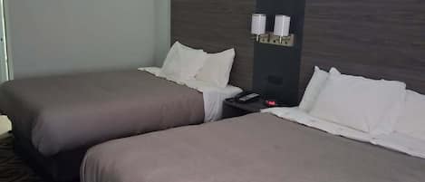 Chambre Standard, 2 grands lits, non-fumeur