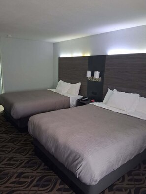 Standard Room, 2 Queen Beds, Non Smoking