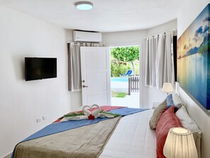 Family Villa, 6 Bedrooms, Garden View, Poolside | View from room