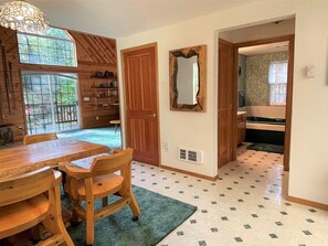 Dining - Mossy Moose Cabin | Near White Pass & Mt Rainier (Packwood)